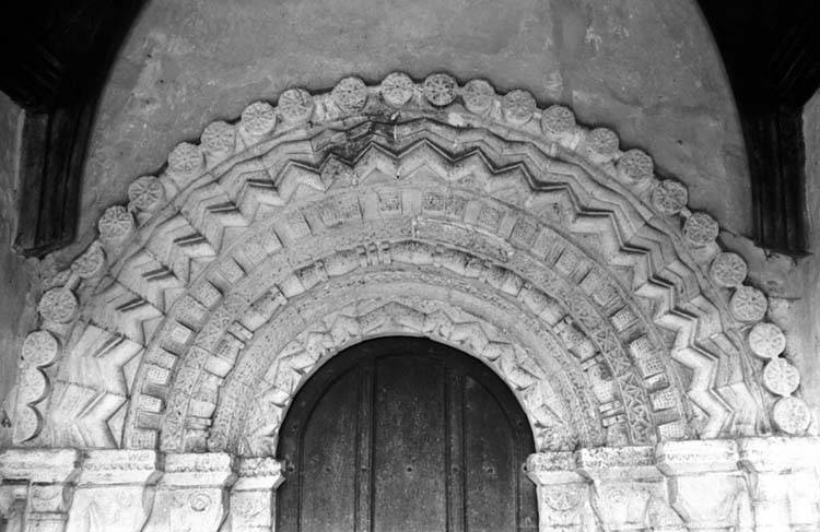 Heckingham St Gregory's Norman south door 09.03.1940