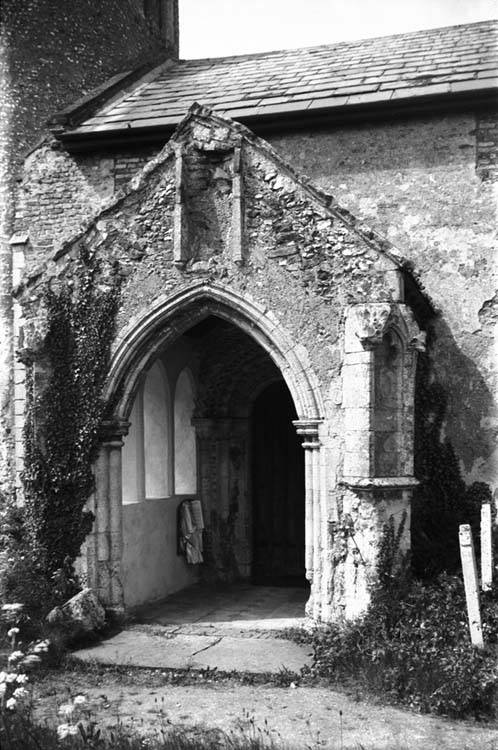 Hellington St John Baptist's church S porch 25.05.1940